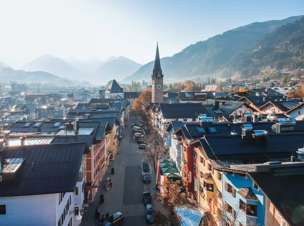 Kitzbühel - en koselig alpeby